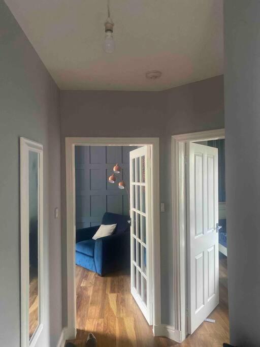 Lovely 2 bedroom with private garden EDI Buitenkant foto